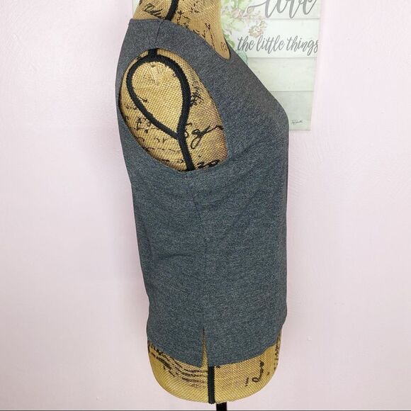 New York & Co. Sleeveless Popover Stretch Shirt Charcoal Gray Small Tank Top - Picture 3 of 8